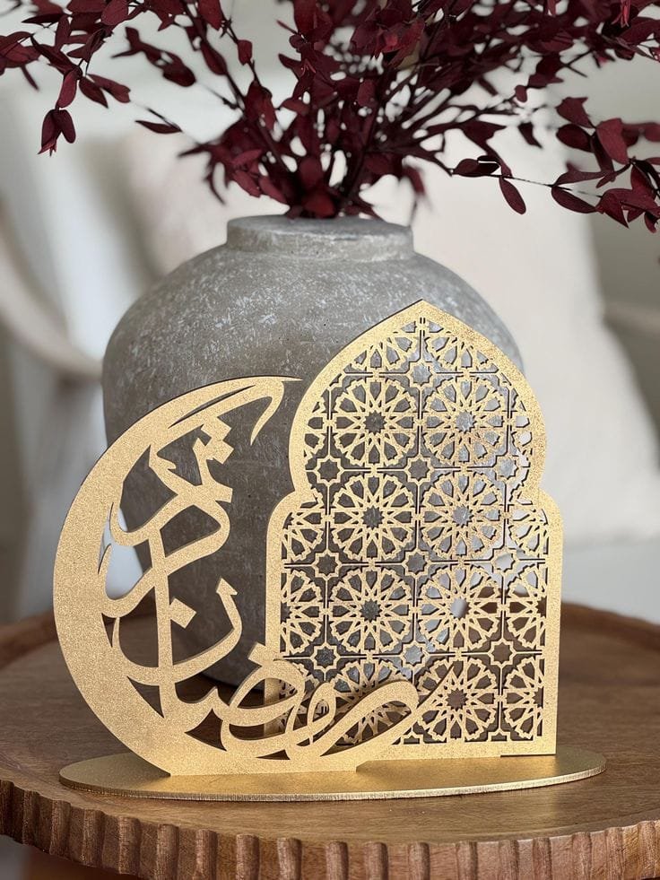 Gold Crescent and Arch Lattice Table Sign