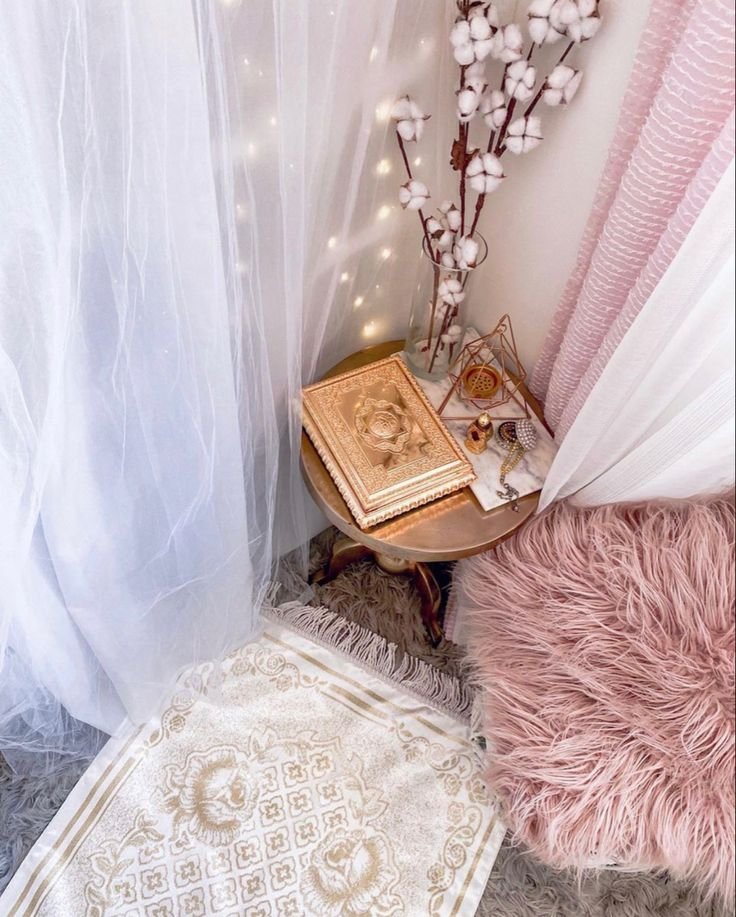 Ramadan Cozy Reading Corner Decor